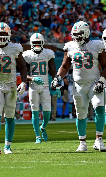 Dolphins arrive at bye week a .500 team with hopes of making playoffs still alive